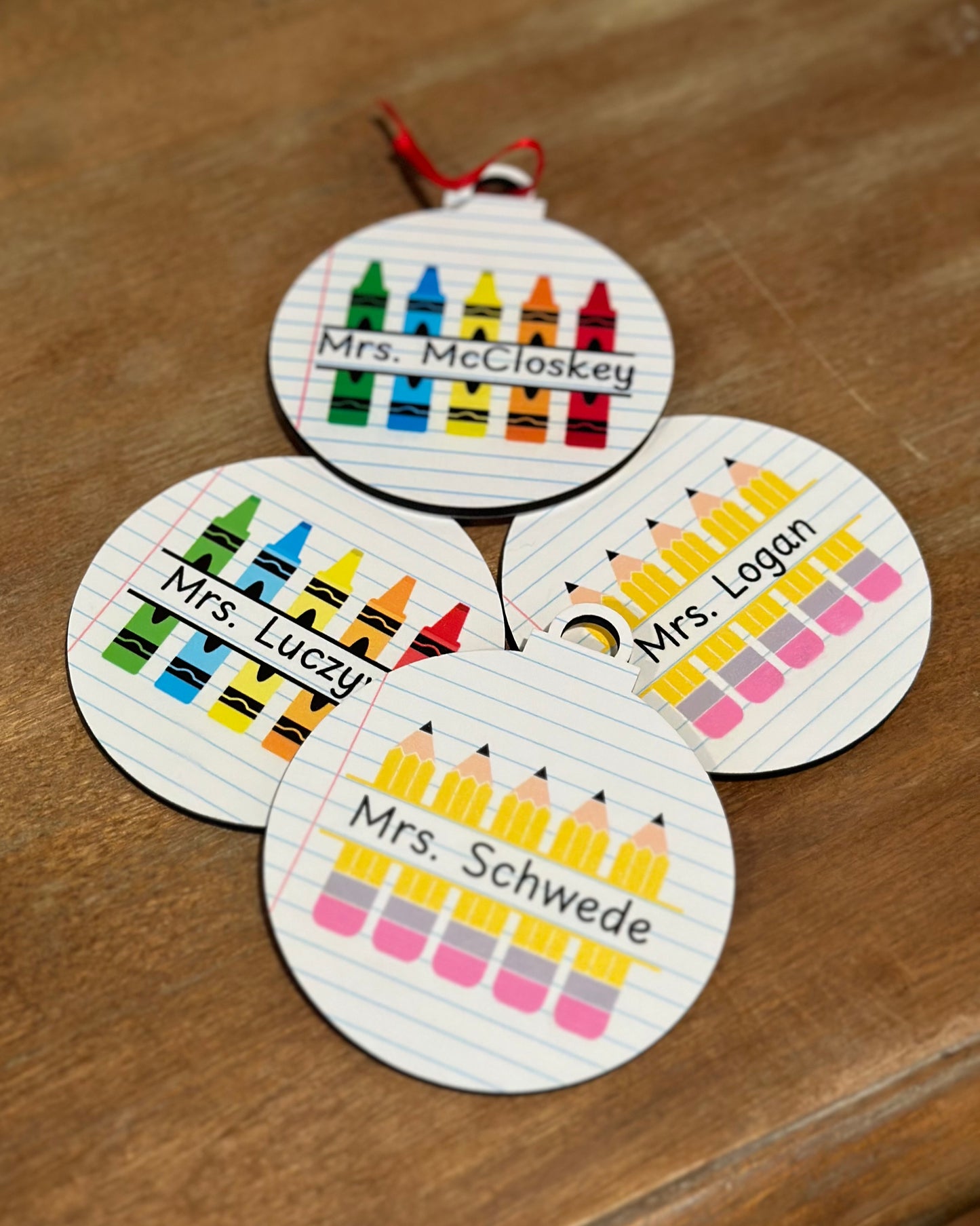 Personalized Teacher Ornament – Christmas Edition Celebrate the spirit of teaching with a touch of holiday cheer!
