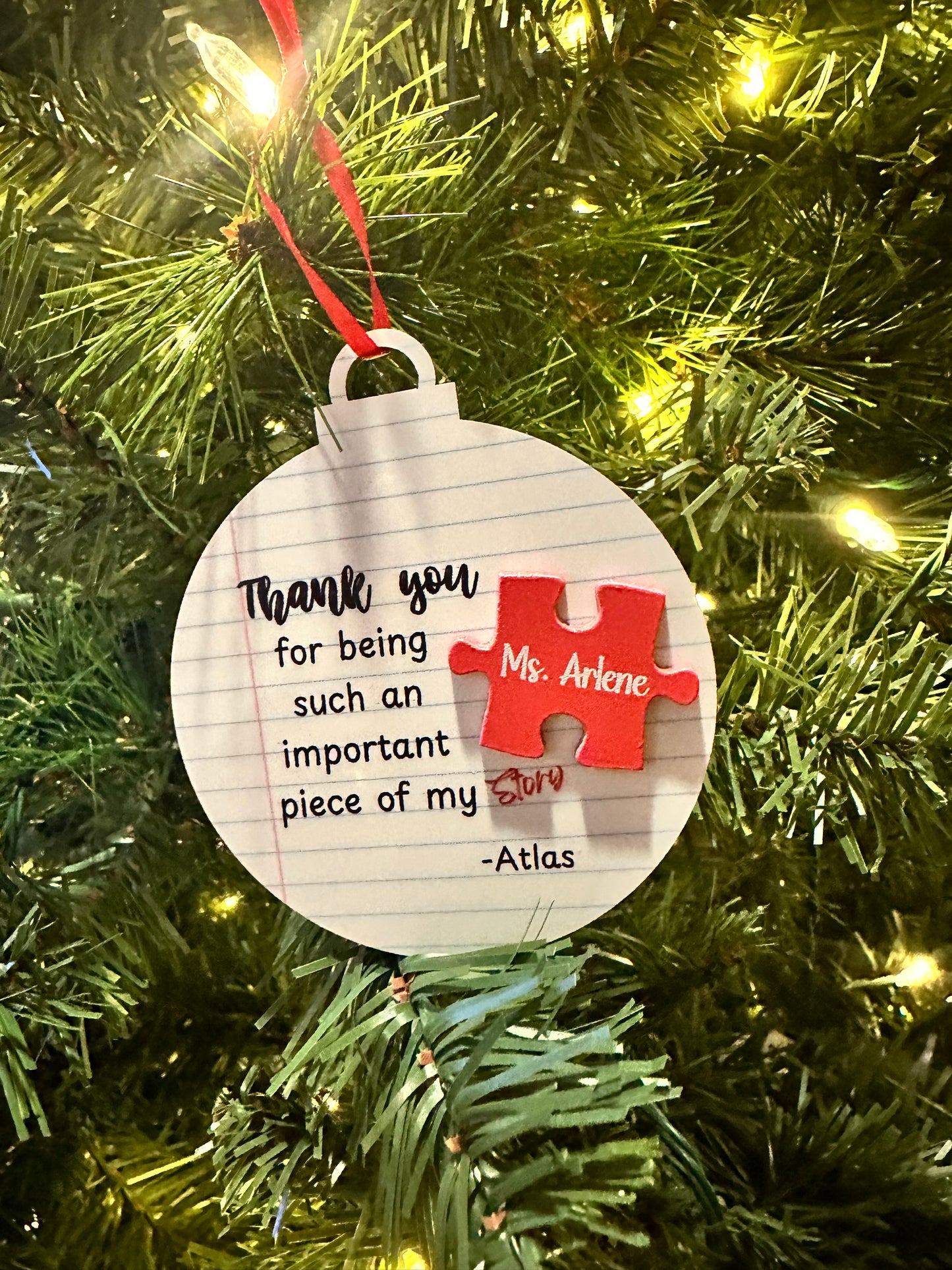 Personalized Teacher Ornament – Christmas Edition Celebrate the spirit of teaching with a touch of holiday cheer!